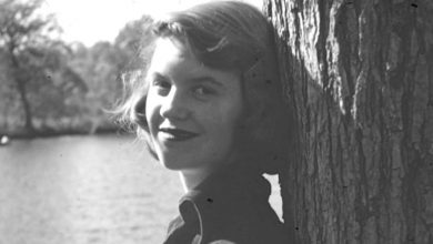 Photo of Sylvia Plath, quando la tristezza genera arte